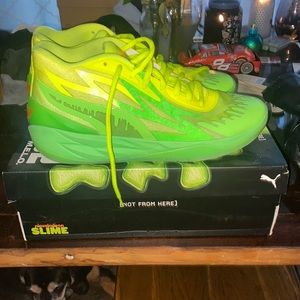 lamelo ball basketball shoes